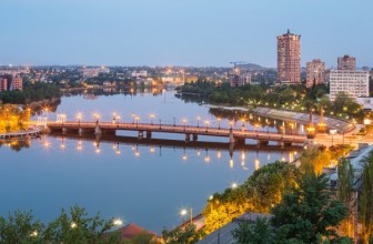 Порошенко поздравил жителей Донецка с Днем города — И напомнил о принадлежности Украине