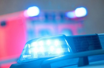 В Москве в столкновении двух грузовиков пострадали два человека