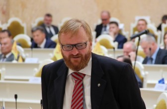 Милонов готов помочь священнику Грозовскому с оплатой услуг адвоката — Грозовского обвиняют в педофилии