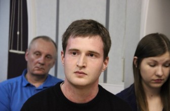 В Петербурге снова задержали кандидата от «Парнаса» Даниила Кена — За то, что мешал несогласованному пикету ЕР