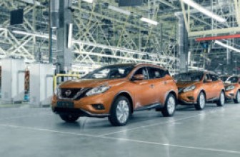 Завод Nissan в Санкт-Петербурге останавливает производство на 3 недели
